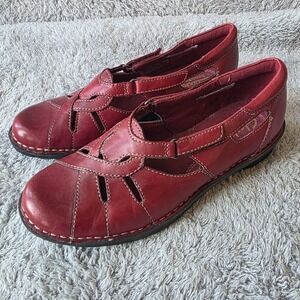 Clarks Bendables Leather Red Comfort Casual Mary Jane‎ Shoes Size 6.5 Wide